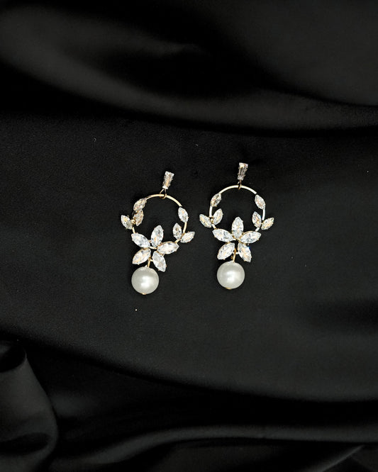 Pearl Flower Earring